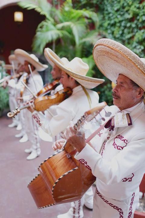 Mexikanische Band bei der Hochzeit mit live Musik
